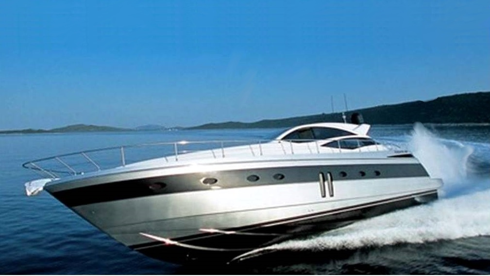 Pershing 62